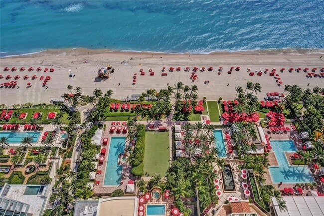 Foto del edificio - 17875 Collins Ave
