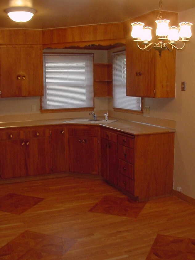 Primary Photo - 1123 N 13th St