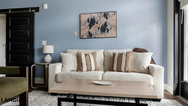 Building Photo - 2550 Blackmon Dr