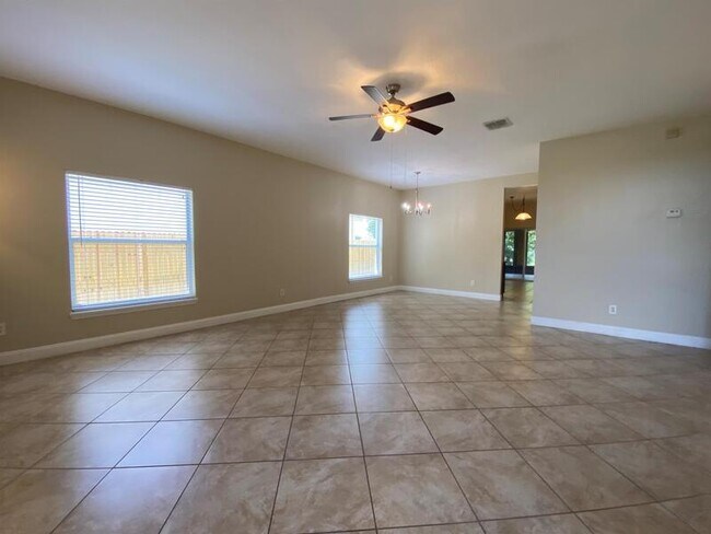 Foto del edificio - 11273 Moonshine Creek Cir