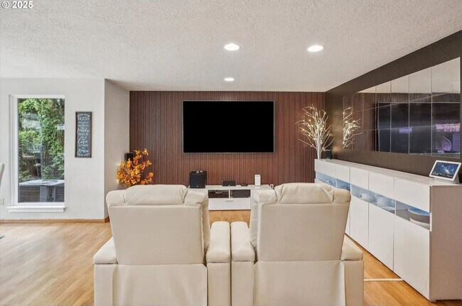 Building Photo - Modern Charm Meets Comfort – Spacious 3-Be...