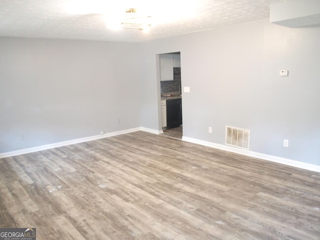 Building Photo - 3756 Rock Hollow Ct