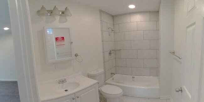 Foto del edificio - 4 Bedroom 3.5 Bath Home