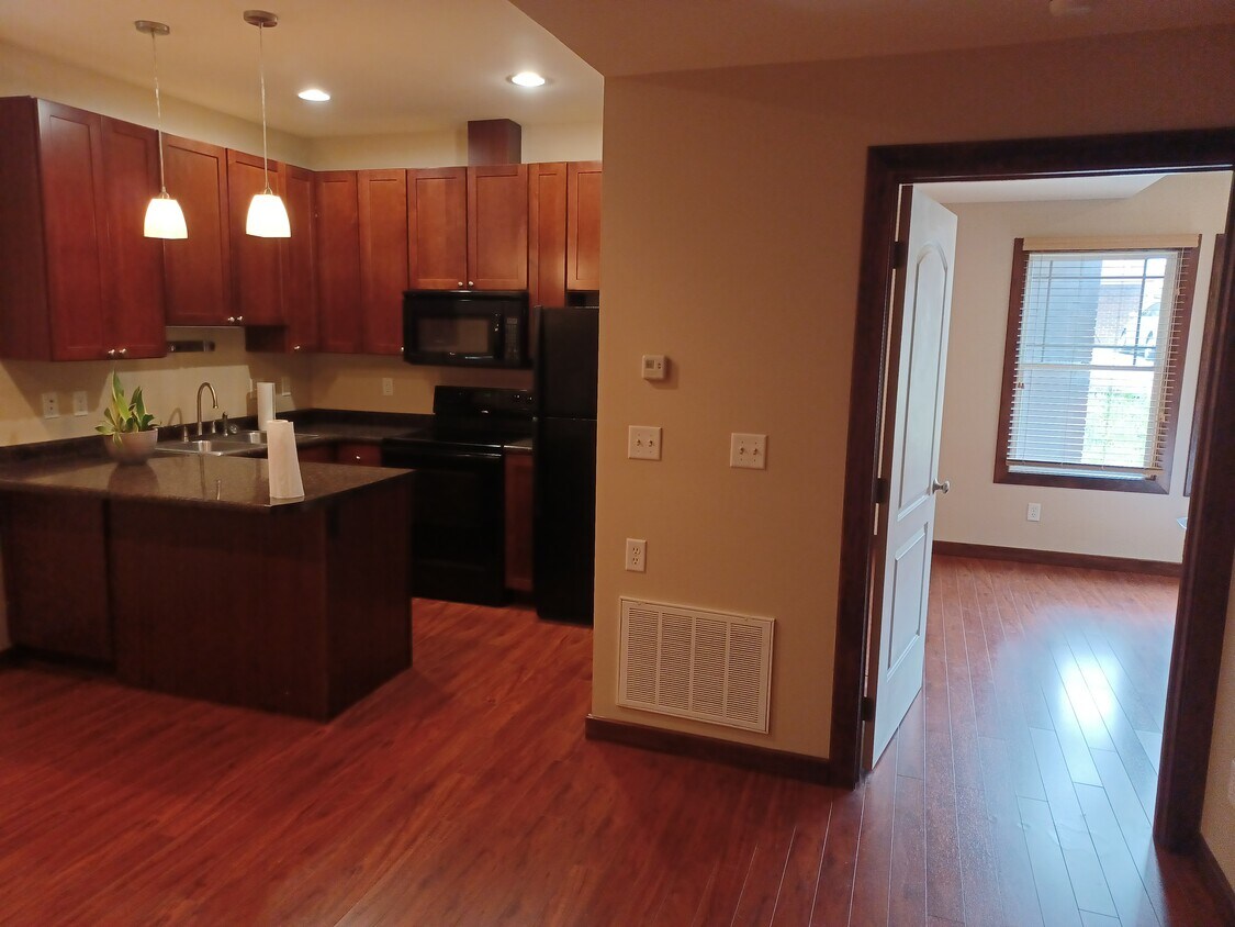 400 Inglewood Blvd Unit 104, WV 26505 Condo for Rent in