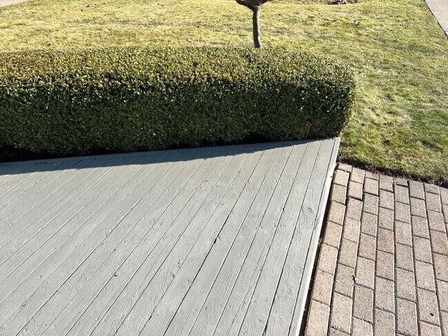 Foto del edificio - 38215 Circle Dr