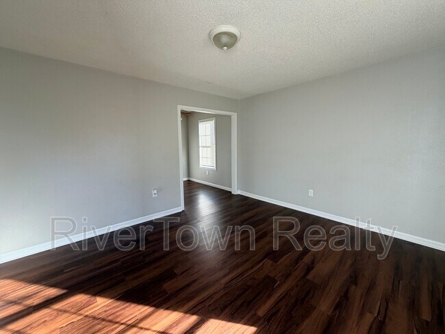 Foto del edificio - 3494 Sealy Ave