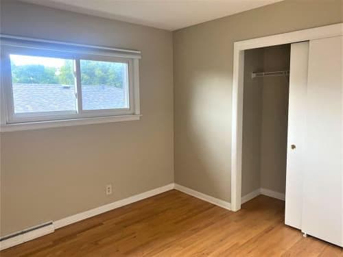 Building Photo - 8854 E Prairie Rd