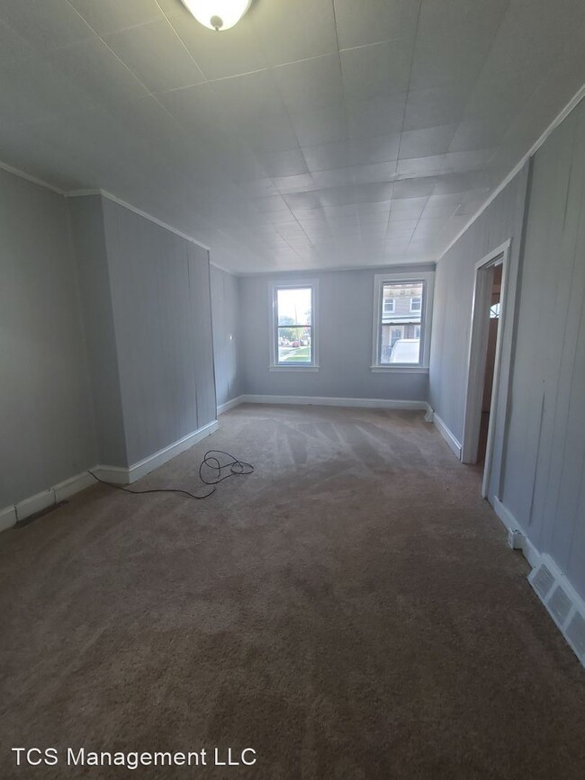 Building Photo - 5 br, 1 bath House - 207 Jones Avenue