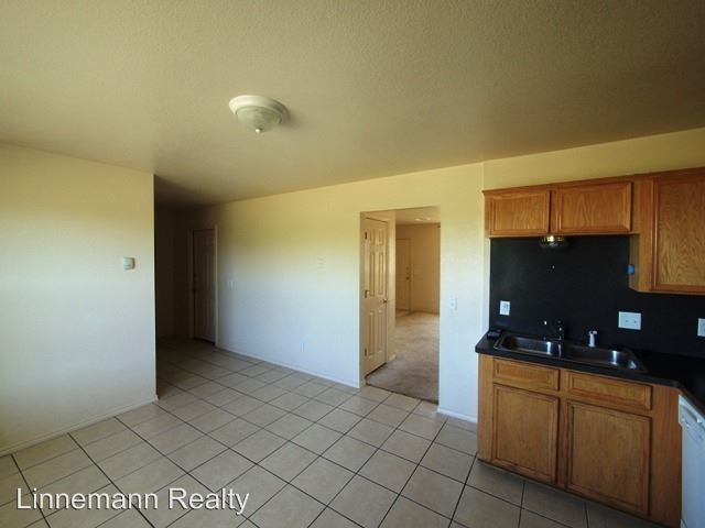 Building Photo - 4004 Eula Bea Ct