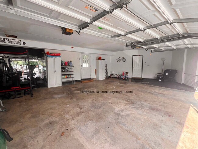 Building Photo - 11507 Rolling Green Ct