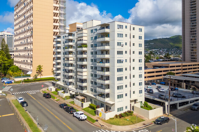 Building Photo - Ala Wai Cove