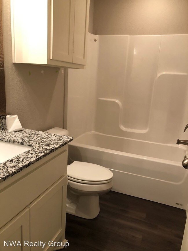 Building Photo - 3 br, 2 bath House - 420 Weston Loop