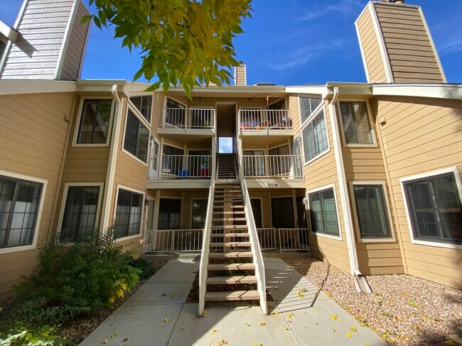 Building Photo - 5914 Gunbarrel Ave