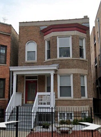 Primary Photo - 4877 N Ashland Ave