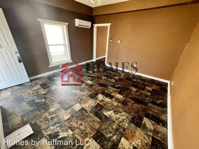 Building Photo - 1 br, 1 bath House - 1732 S Kerth Avenue