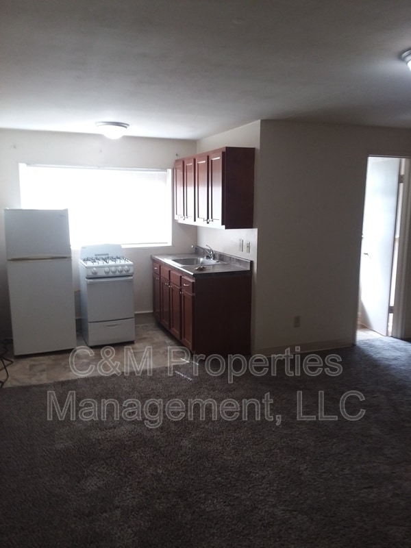230 Ludlow Ave Unit 9, Cincinnati, OH 45220 Condo for Rent in