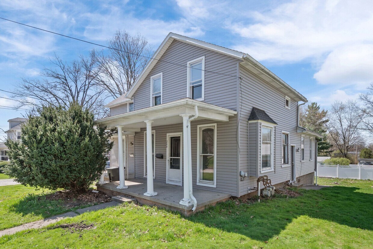 266 High St, Wadsworth, OH 44281 House Rental in Wadsworth, OH