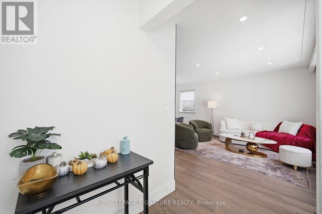 Building Photo - 19 Rangoon Rd