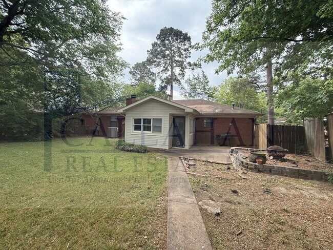 Foto del edificio - Little Rock 3 Bedroom Home
