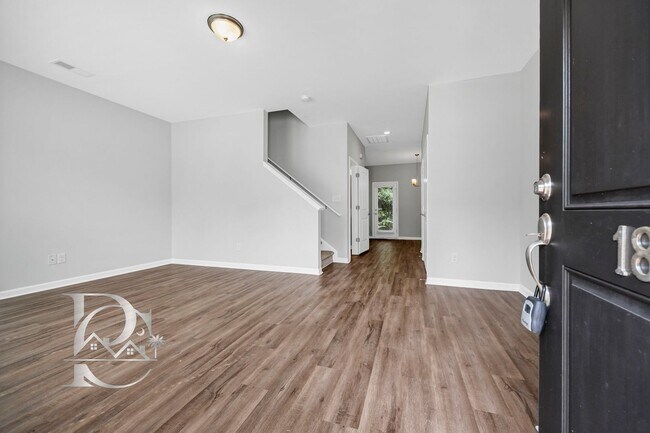 Building Photo - 185 Northwood St