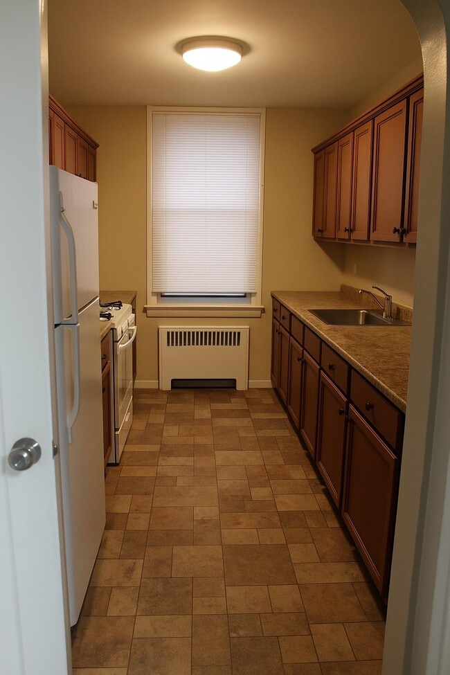 Building Photo - 273 Avenue A