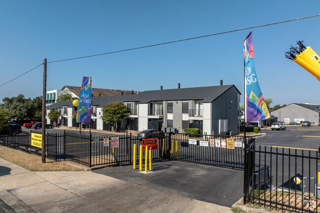 Foto del edificio - Chase Village Apartments