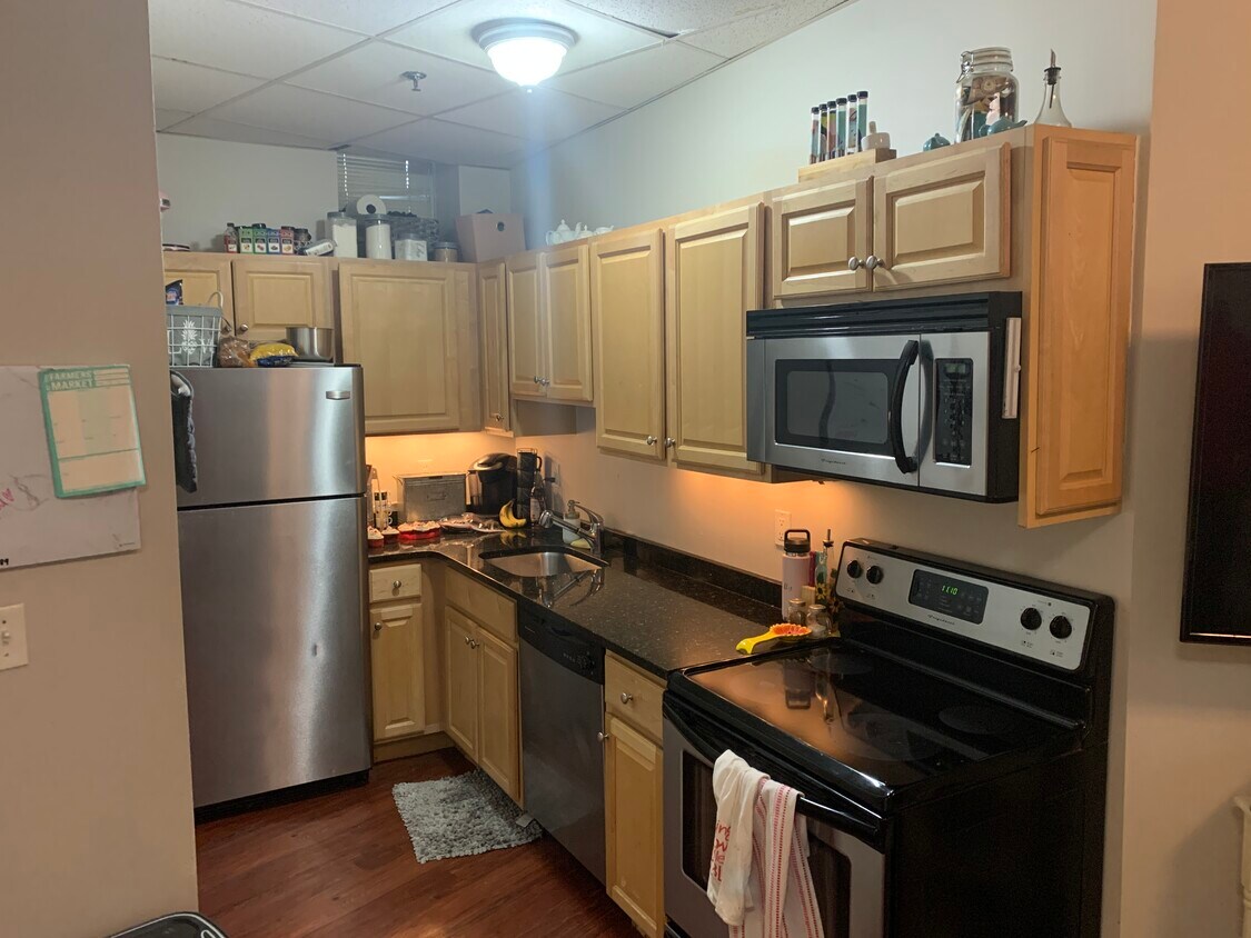 Foto principal - 211 Park Dr