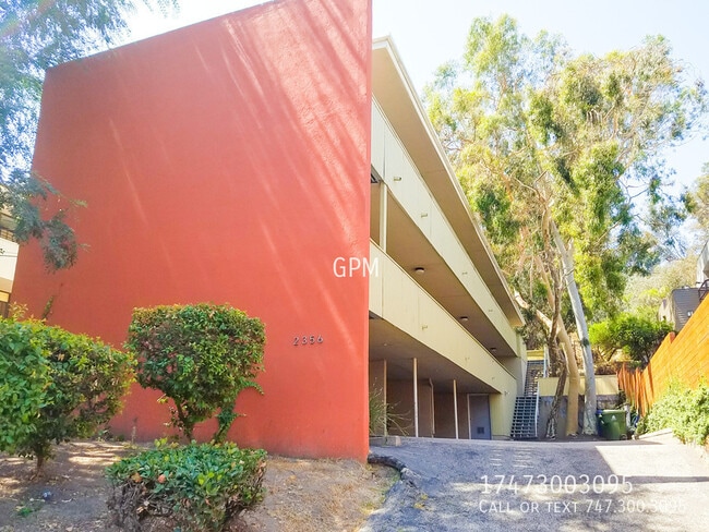 Foto del edificio - 2356 Duane St