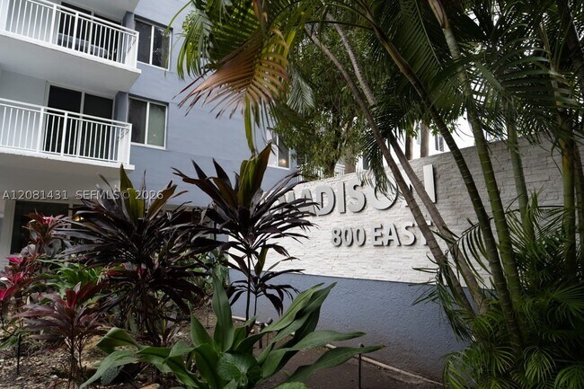 Foto del edificio - 800 N Miami Ave