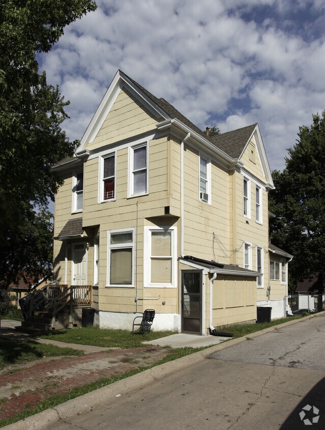 Primary Photo - 3078 Mason St