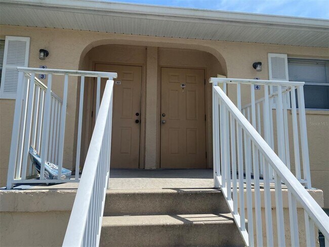 Foto del edificio - 25050 Sandhill Blvd