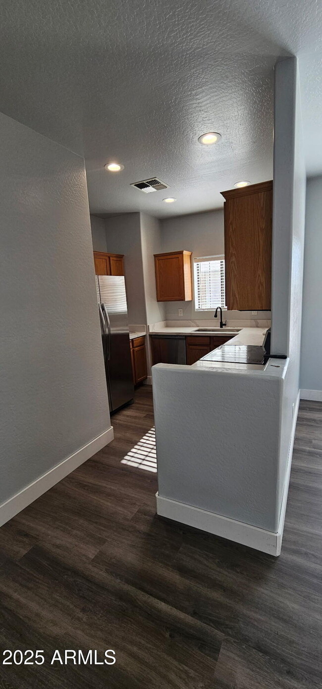Building Photo - 854 S San Marcos Dr