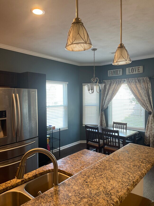 Cocina - 204 Carver St