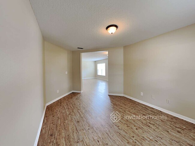 Building Photo - 3084 Tobago Ave