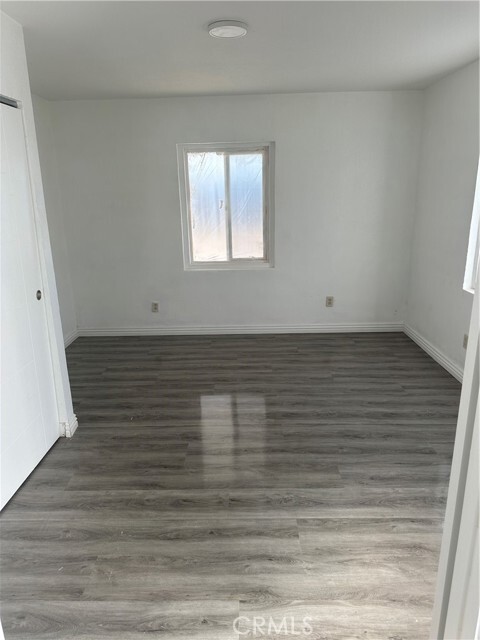 Foto del edificio - 224 W O St