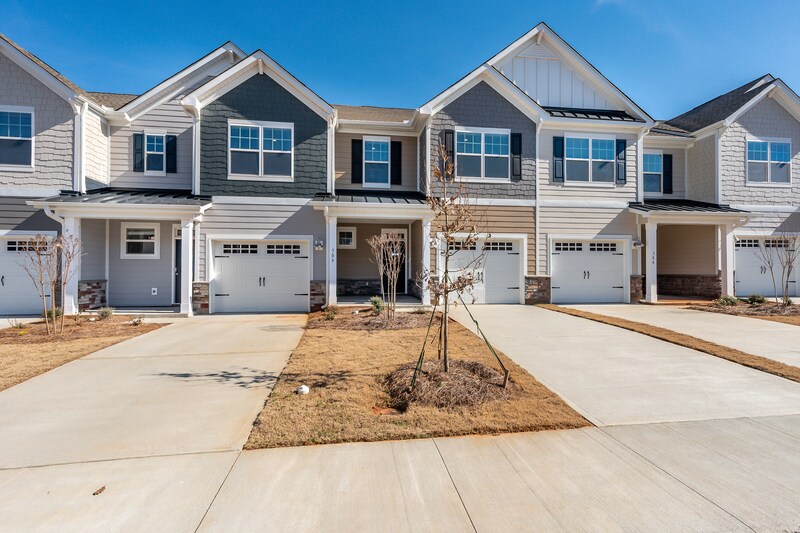 39 Gaskins Trl, Travelers Rest, SC 29690 Townhome Rentals in