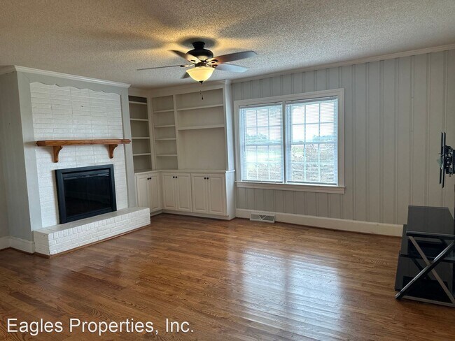 Building Photo - 3 br, 1.5 bath House - 803 Princeton Road