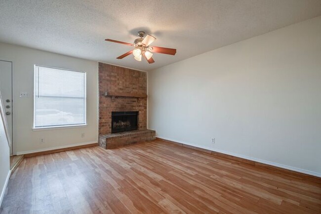 Foto del edificio - Keller ISD! Two story, 2-1.5 townhome!