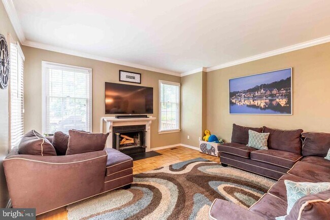 Foto del edificio - 703 Winchester Ct