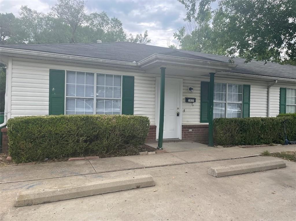 Foto principal - 212 E Sunset Ave