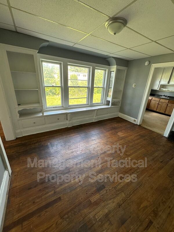 Foto del edificio - 3281 E 143rd St