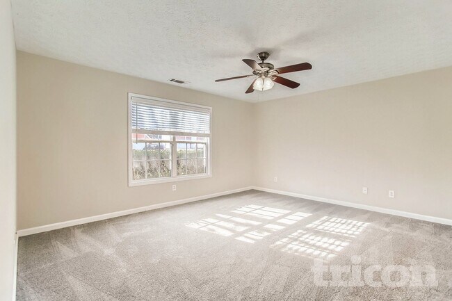 Foto del edificio - 35 Trelawney Ln