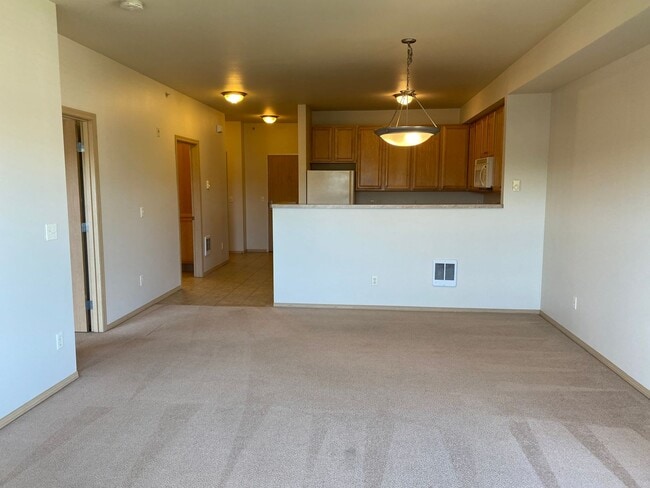 Building Photo - 516 Darby Dr