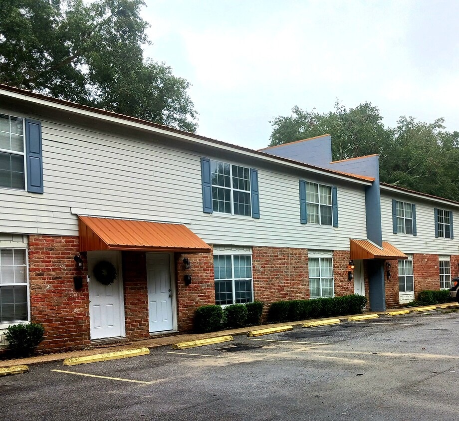 Primary Photo - 1207 Canal St