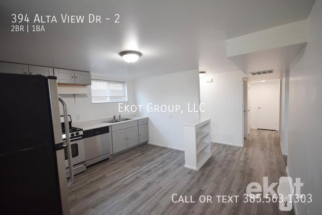 Building Photo - 394 Alta View Dr