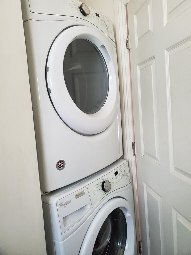 Foto del edificio - 951 N Oxford Ave