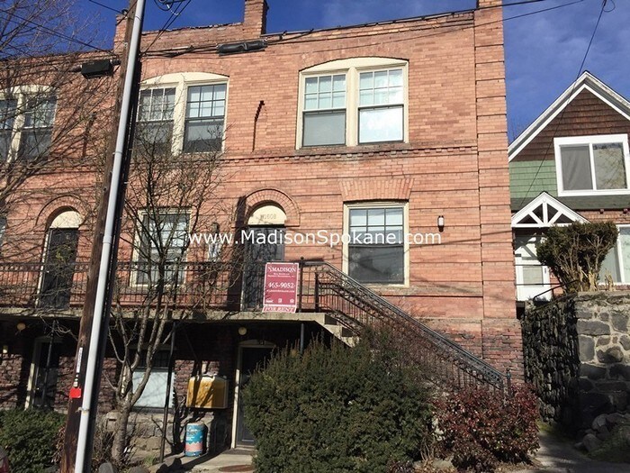 1608 W Main Ave Unit 4, Spokane, WA 99201 Apartment for Rent in Spokane, WA