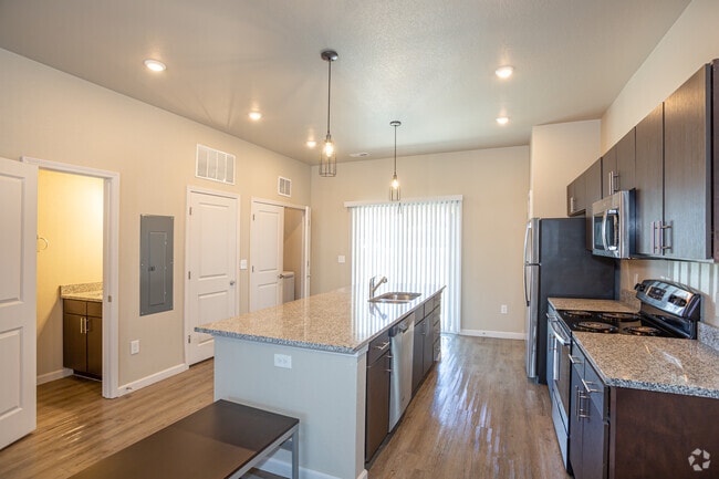 3BR, 3.5BA - 1329 SF - The Collective at Lawrence