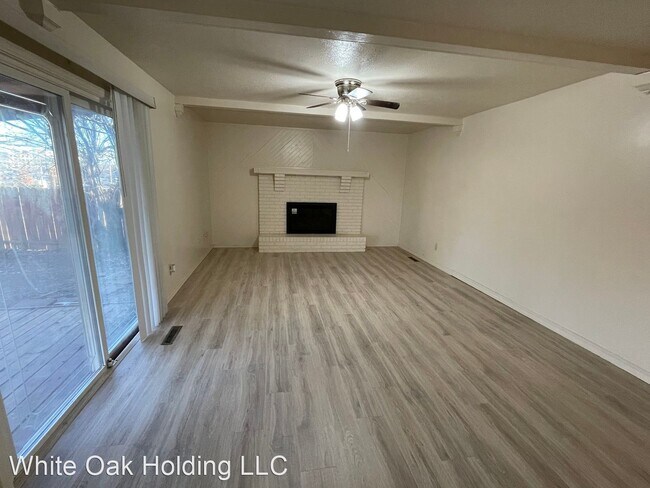 Building Photo - 3 br, 2 bath House - 3568 S. Dollison