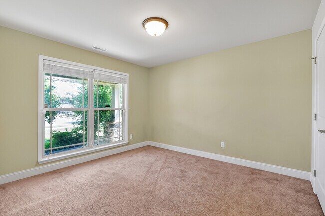 Building Photo - 505 Tidal Ct